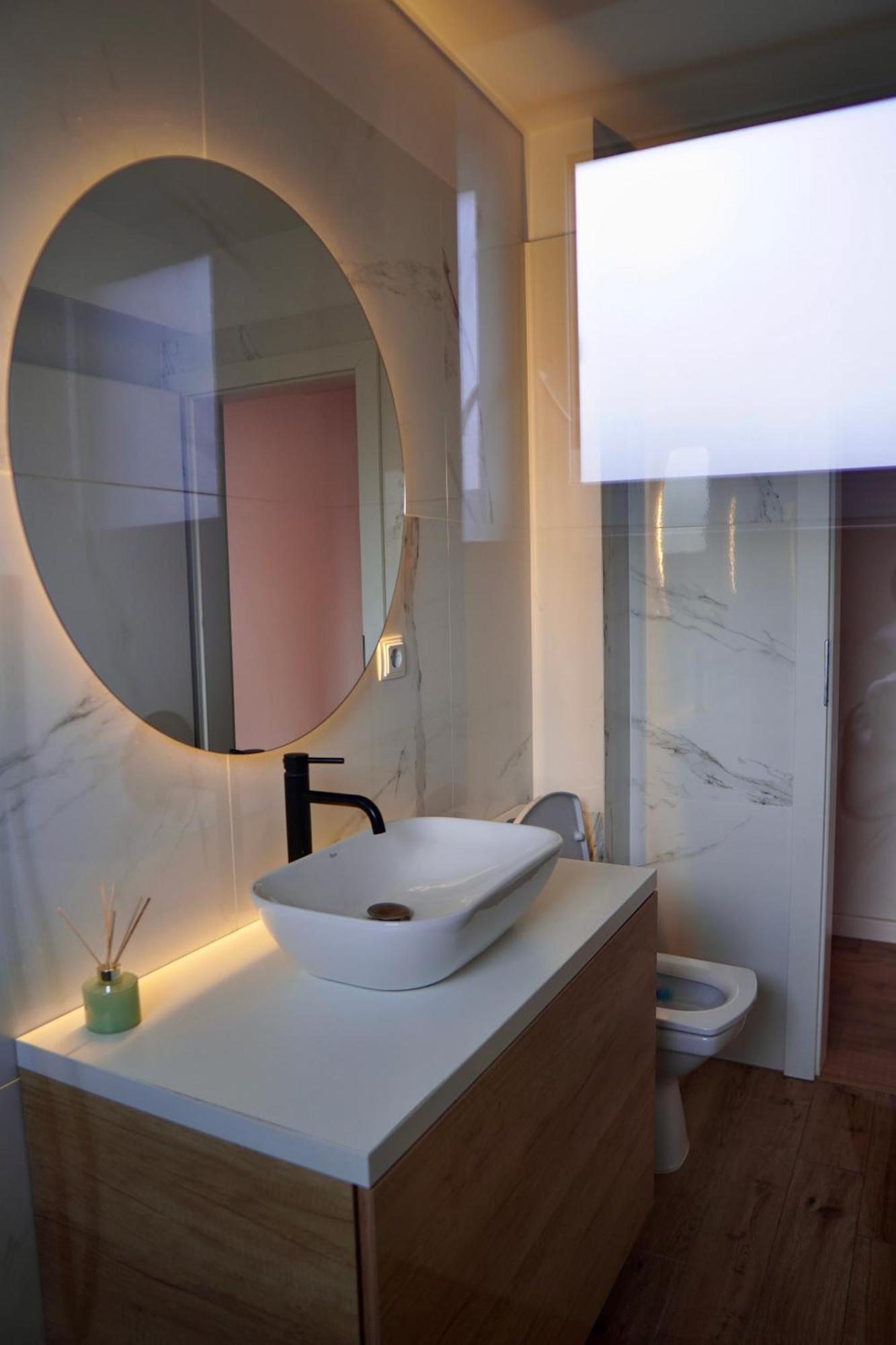 Coresi, 2 Camere, Sleeps 6 Large Private Garden Apartment Pets Welcome Braşov Eksteriør bilde